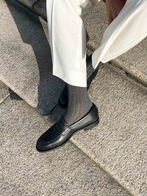 Men's Black Grained Leather Penny Loafers