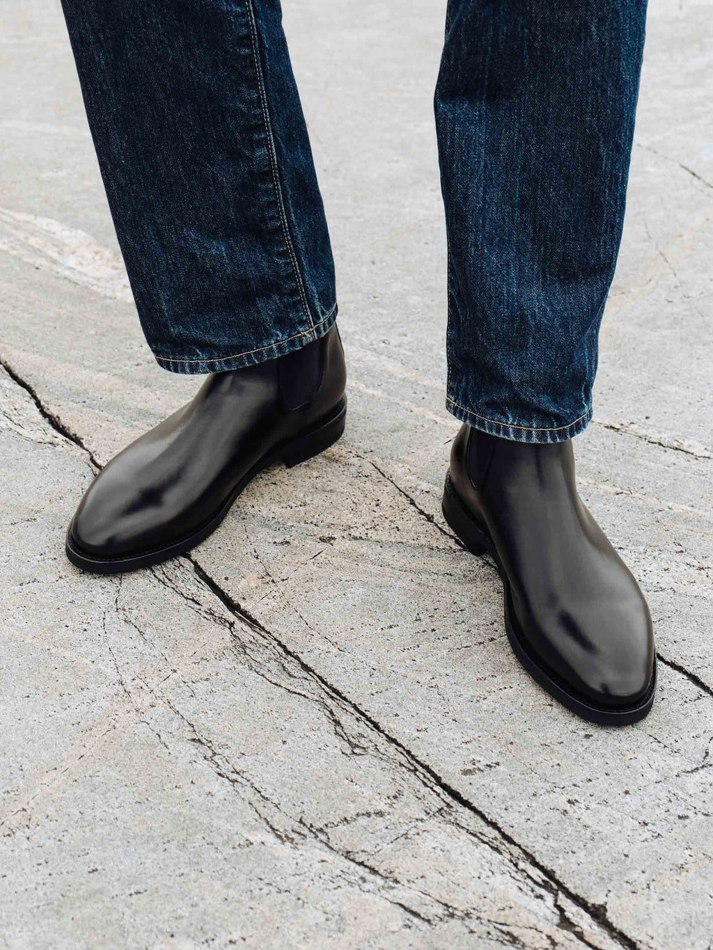 Men's Waterproof Leather Chelsea Boots – All-Day Comfort