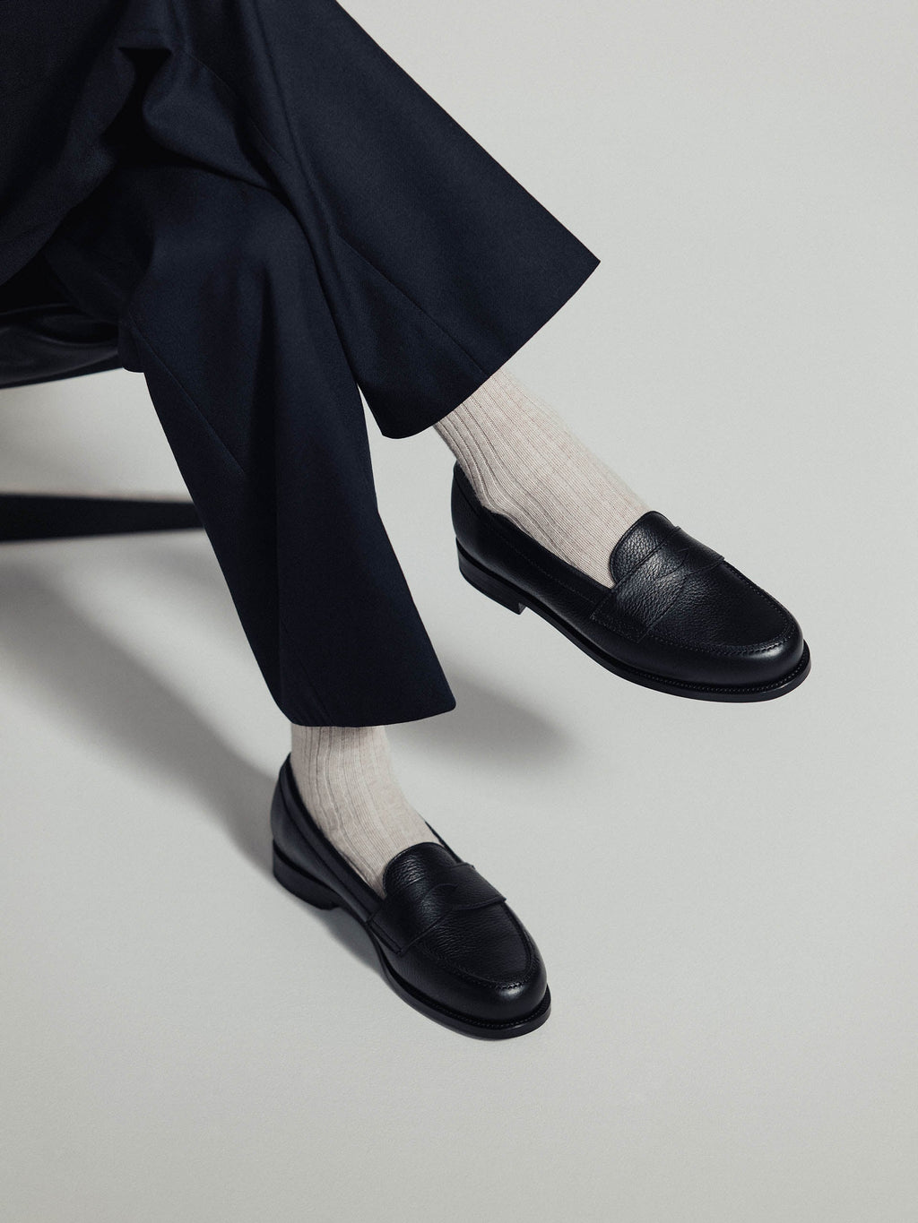 Men's Black Grained Leather Loafers – Ivy